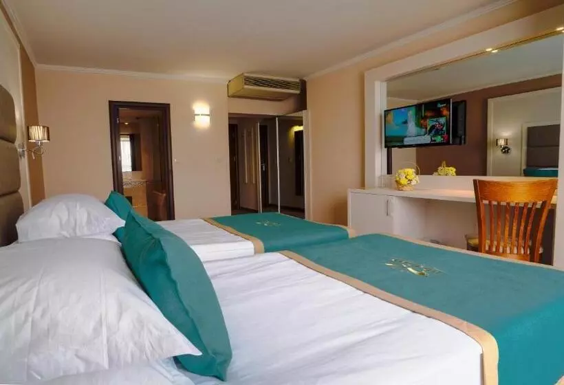 Standard-huone Puistonäkymä, Havana Hotel All Inclusive