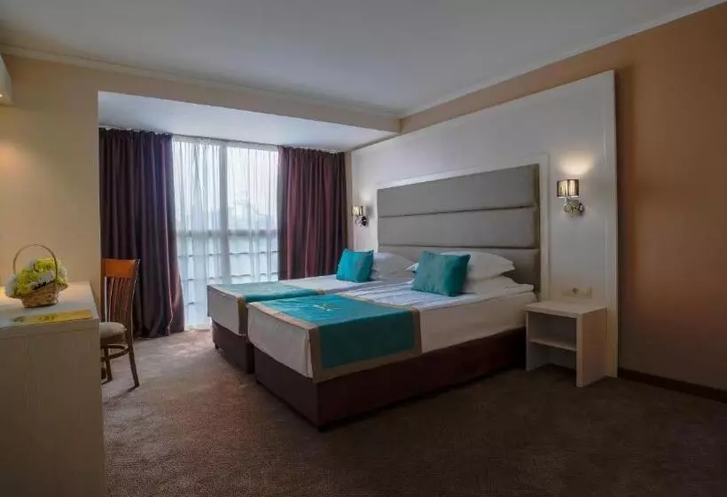 Standard-huone Puistonäkymä, Havana Hotel All Inclusive