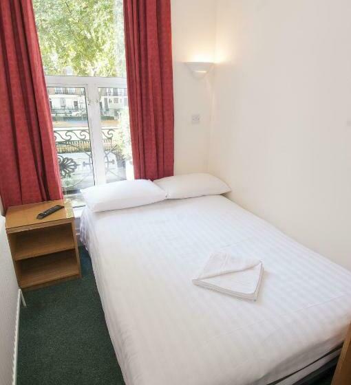 غرفة قياسية فردية, Howard Winchester