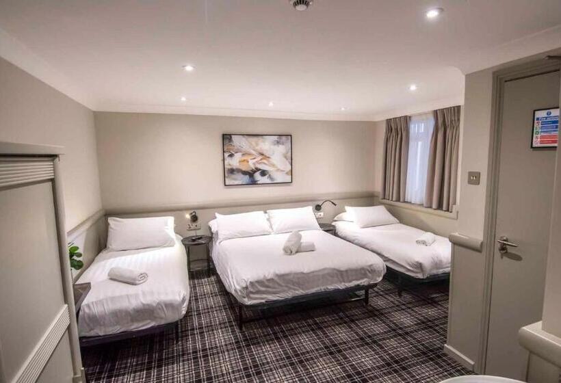 غرفة قياسية رباعية, Howard Winchester