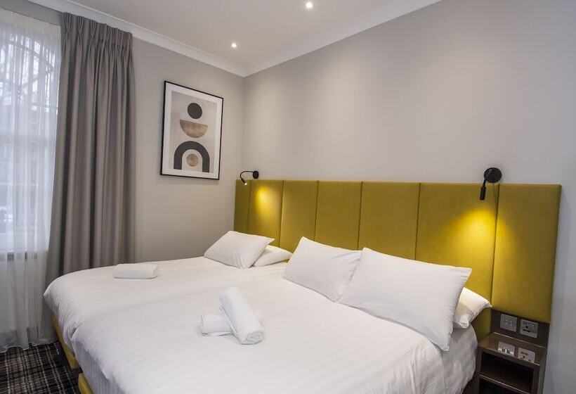 غرفة قياسية, Howard Winchester