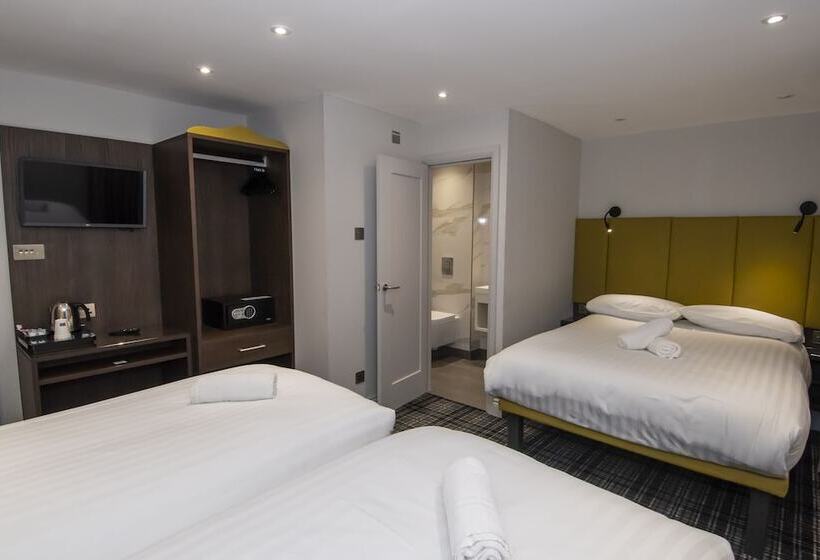 غرفة قياسية رباعية, Howard Winchester