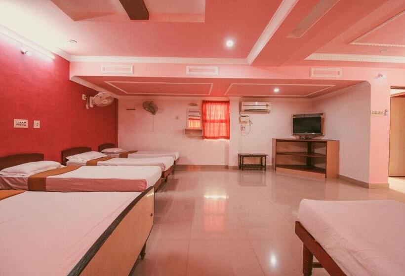 חדר משפחתי, Just Guest House, Chennai Airport