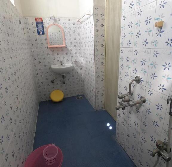Номер Deluxe, Just Guest House, Chennai Airport