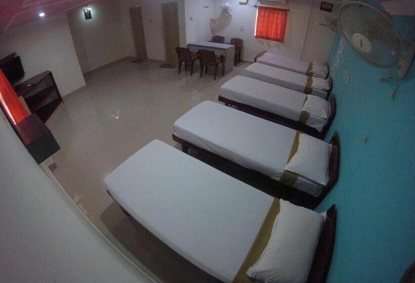 Семейный Номер, Just Guest House, Chennai Airport
