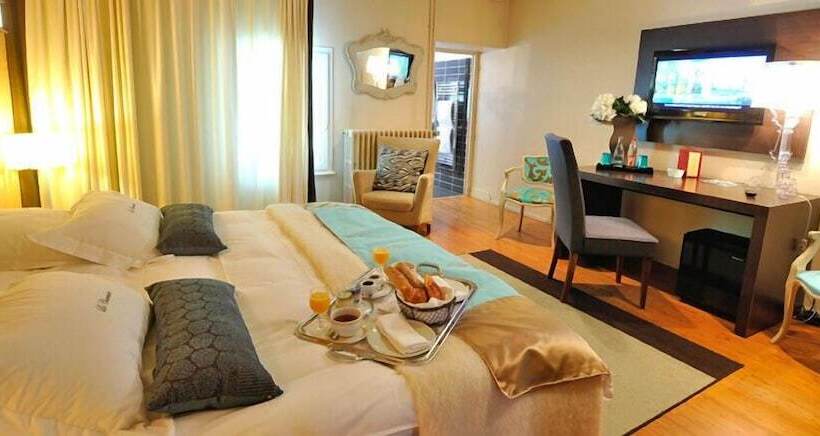 スーペリアールーム, La Chaumiere