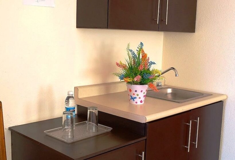 غرفة قياسية, & Posada Refugio Independencia