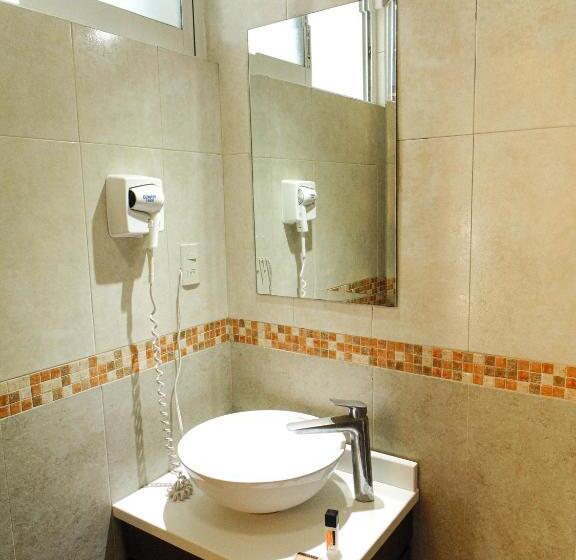 Standardzimmer Kingsize Bett, River Poliforum