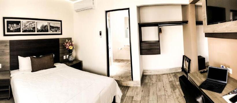 Deluxe Zimmer, River Poliforum