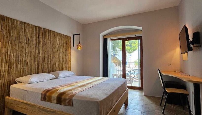 Номер Стандарт, Serpina Hotel   Adults Only