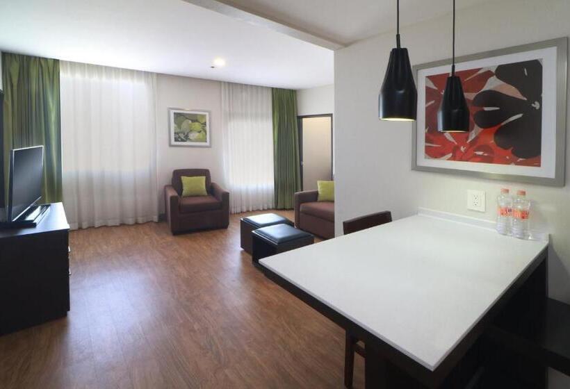 침실 2개 스위트, Staybridge Suites San Luis Potosi, An Ihg