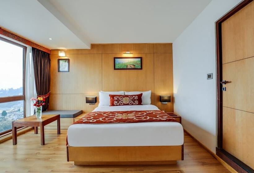 اتاق لوکس, Summit Swiss Heritage Resort & Spa