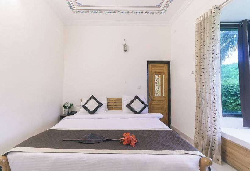 اتاق لوکس, The Country Side Resort