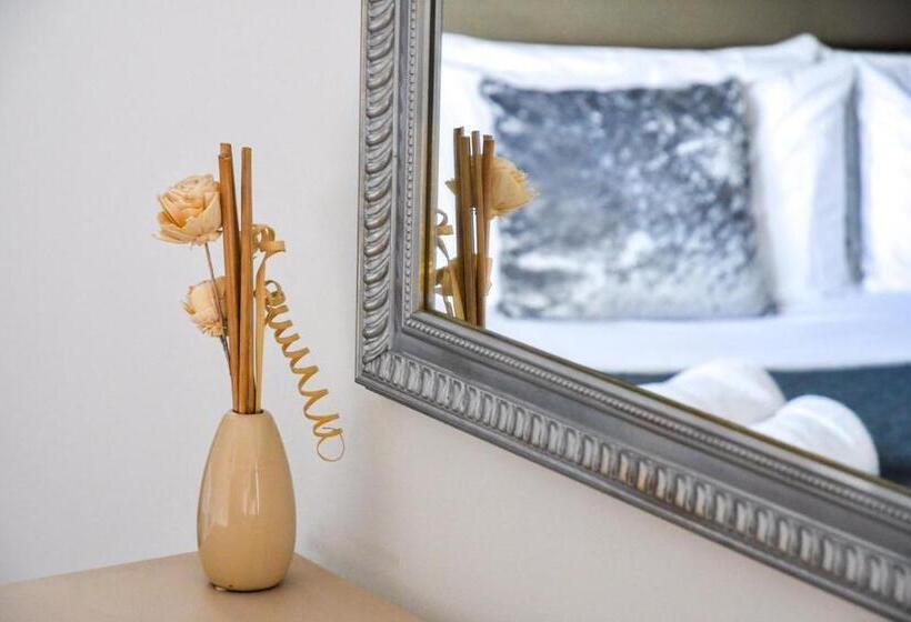 חדר סטנדרט, קומת קרקע, Whiston Hall