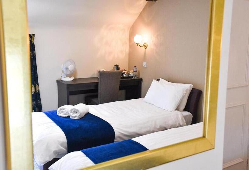 חדר סטנדרט, Whiston Hall