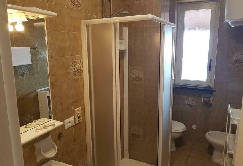 إستوديو قياسى مزودة بتراس, Residence La Meridiana