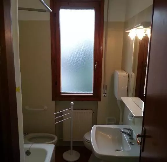 バルコニー付２ベッドルームアパートメント, Residence La Meridiana