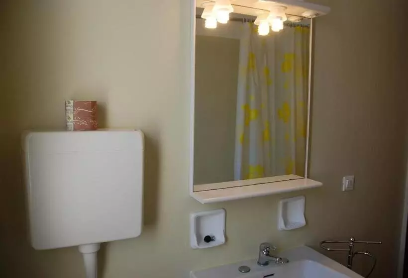 バルコニー付２ベッドルームアパートメント, Residence La Meridiana