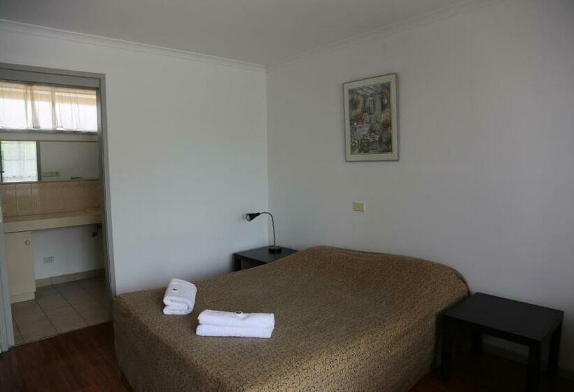 חדר משפחתי, Beaconsfield Lodge Motel