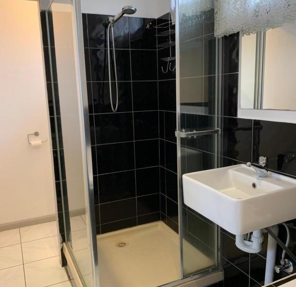 חדר סטנדרט עם ג'קוזי, Beaconsfield Lodge Motel