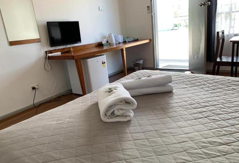 Номер Стандарт, Beaconsfield Lodge Motel