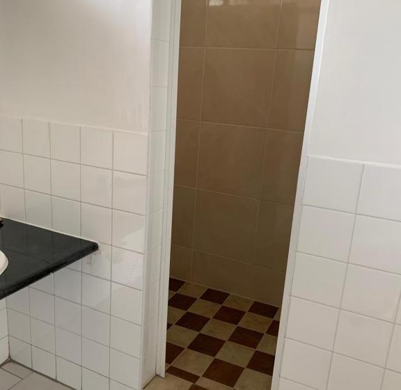 Номер Стандарт, Beaconsfield Lodge Motel