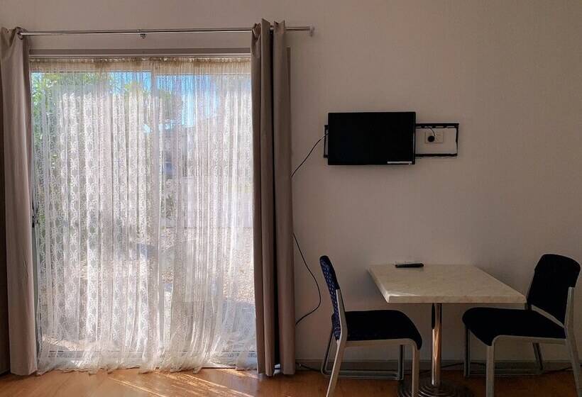 Номер Стандарт, Beaconsfield Lodge Motel