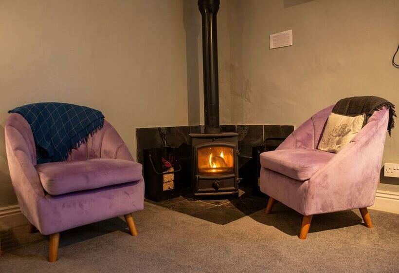 غرفة قياسية, High Paradise Farm