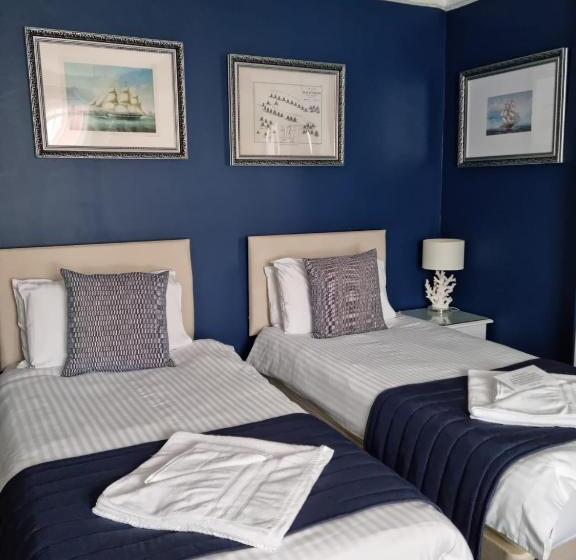 キングサイズベッドのスタンダードルーム, St Vincent Guest House