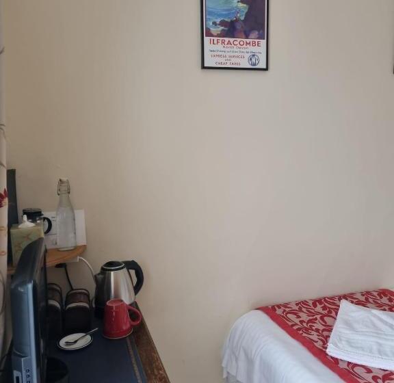 スタンダードシングルルーム, St Vincent Guest House