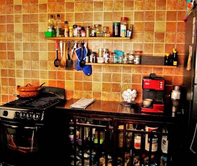 스탠다드 트리플 룸, Catre De Mi Corazón