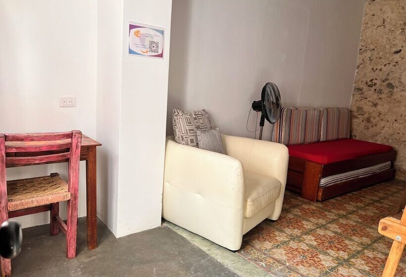 스탠다드 트리플 룸, Catre De Mi Corazón