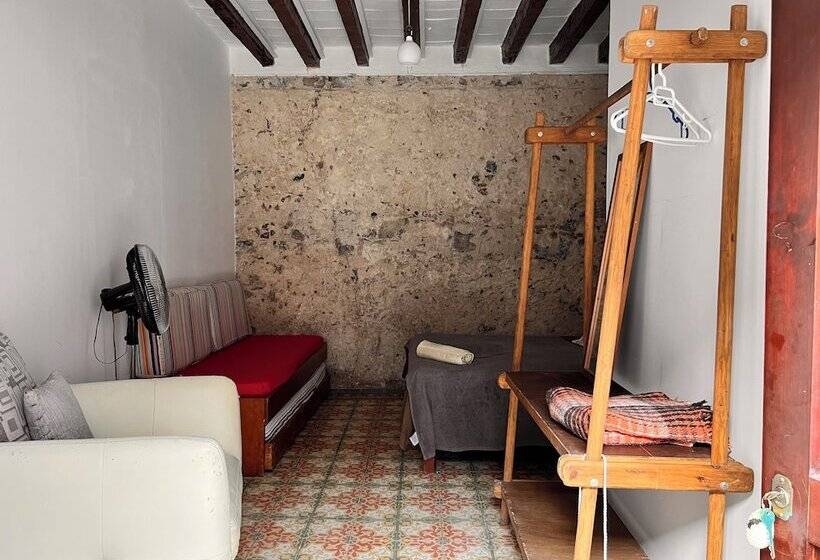 스탠다드 트리플 룸, Catre De Mi Corazón