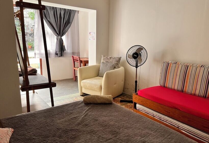 스탠다드 트리플 룸, Catre De Mi Corazón