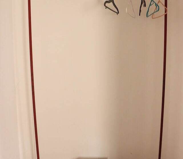 스탠다드 룸, Catre De Mi Corazón