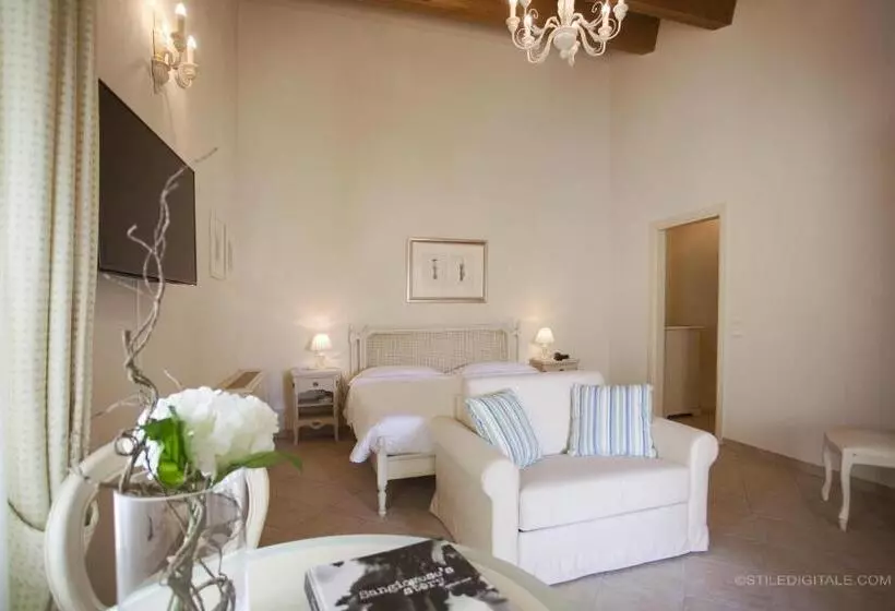 سوییت جونیور, Borgo Conde Wine Resort