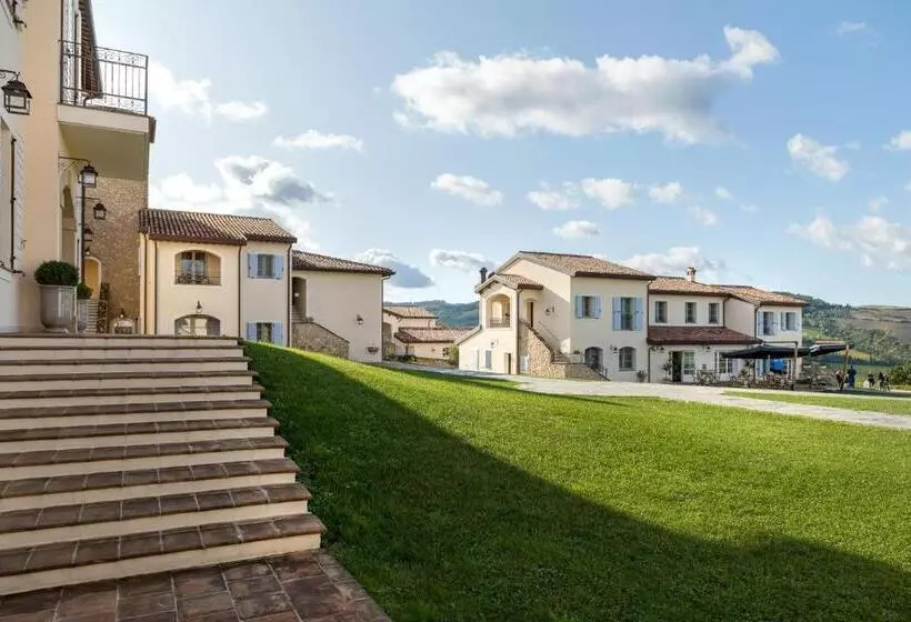 سوییت جونیور, Borgo Conde Wine Resort