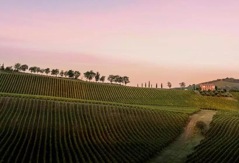 سوئیت خانواده 2 خوابه, Borgo Conde Wine Resort