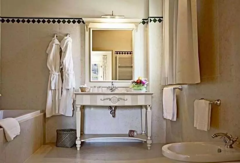 سوییت جونیور, Borgo Conde Wine Resort