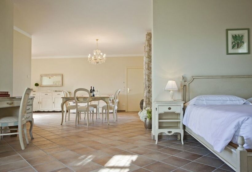 풀장 전망 스위트, Borgo Conde Wine Resort