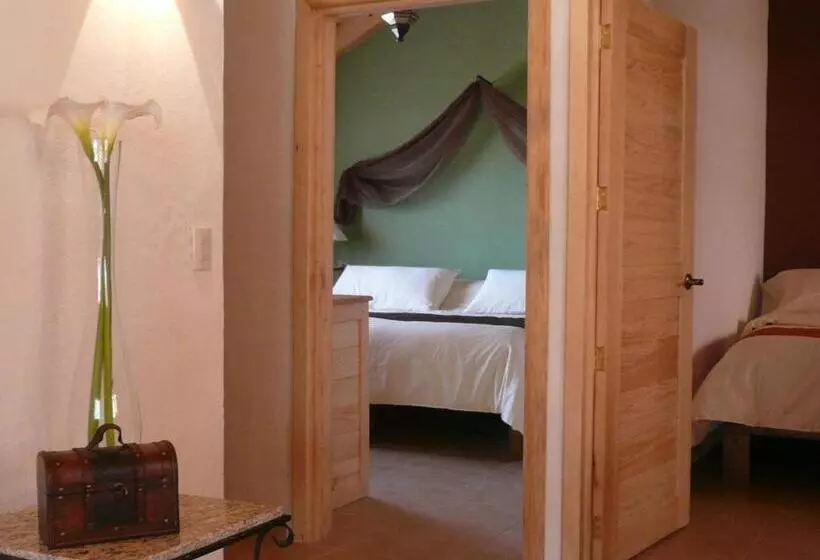 ２ベッドルームハウス, Bosque Escondido