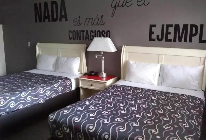 スタンダードルーム, Boulevard Mexicali