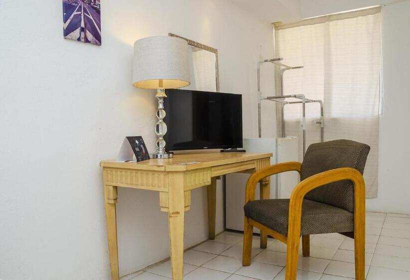 Семейный Номер, Capital O Hotel Dos Mares, Cabo San Lucas