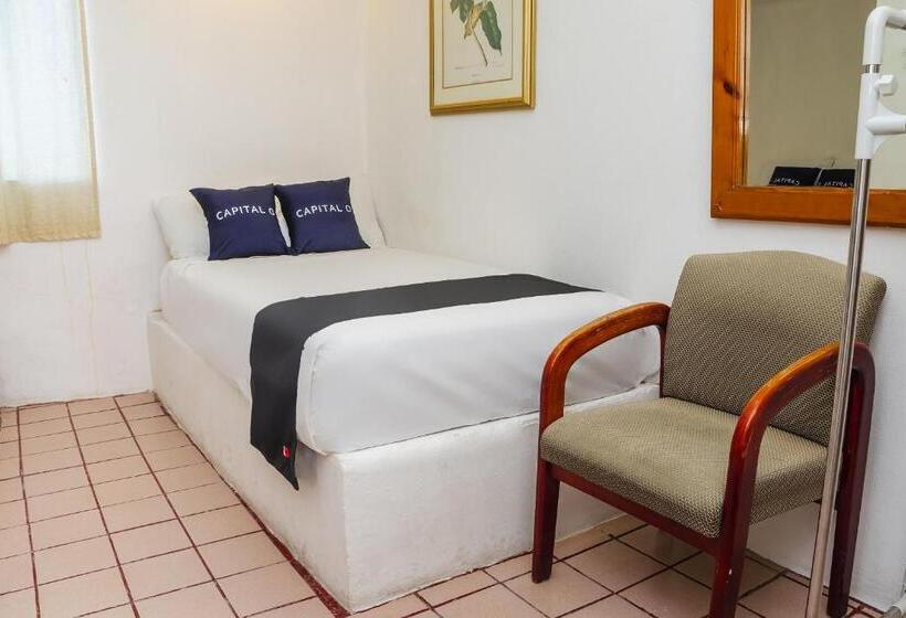 Номер Стандарт Трехместный, Capital O Hotel Dos Mares, Cabo San Lucas