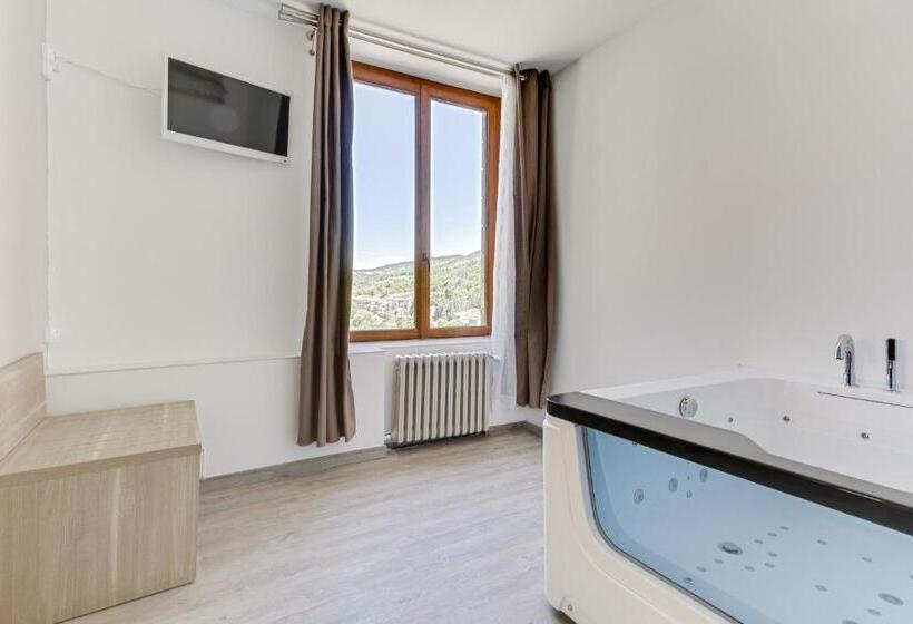 סוויטה דלוקס, Hôtel De La Citadelle