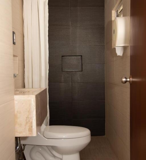 스탠다드 룸 킹사이즈 침대, Impala Atras Del Ado