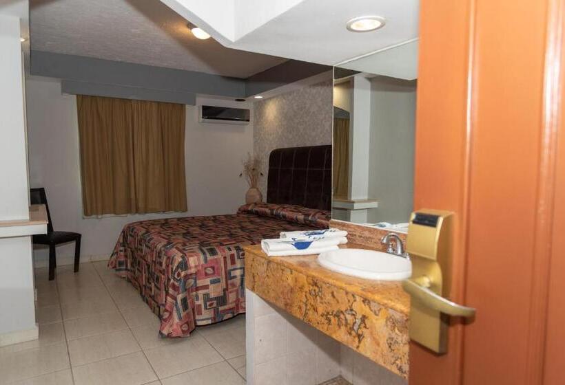 스탠다드 룸 킹사이즈 침대, Impala Atras Del Ado