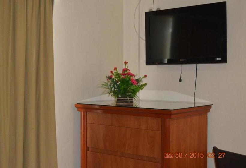 스탠다드 룸, Impala Atras Del Ado