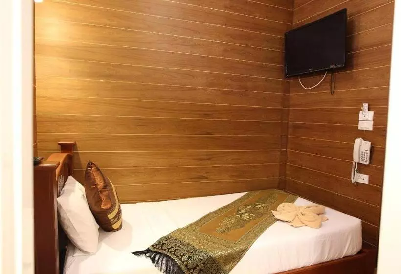 اتاق سوپریور یک تخته, Tanee Place