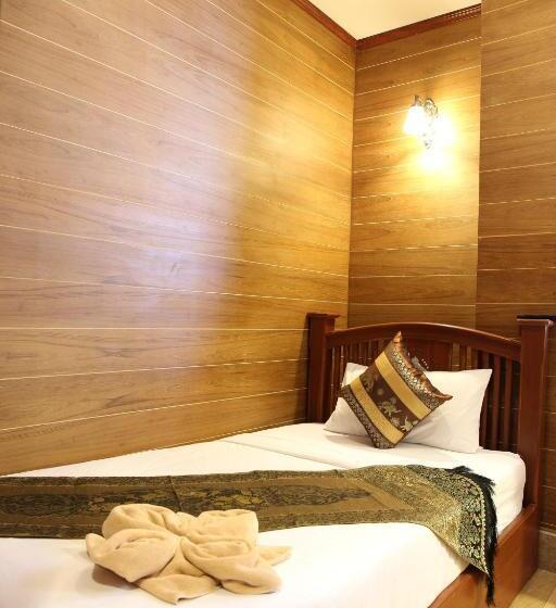 اتاق سوپریور یک تخته, Tanee Place